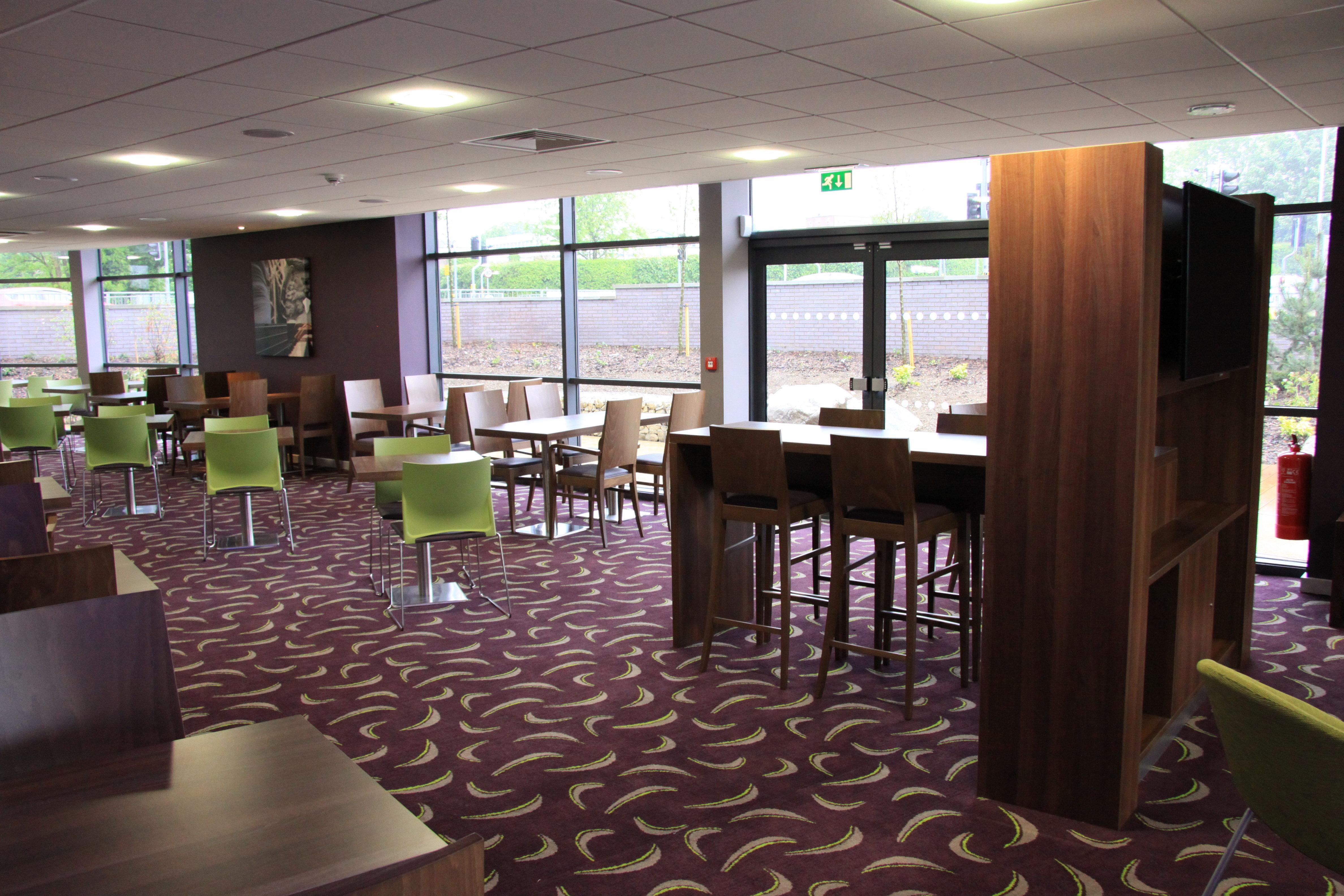 Holiday Inn Express Dunstable, An Ihg Hotel Экстерьер фото