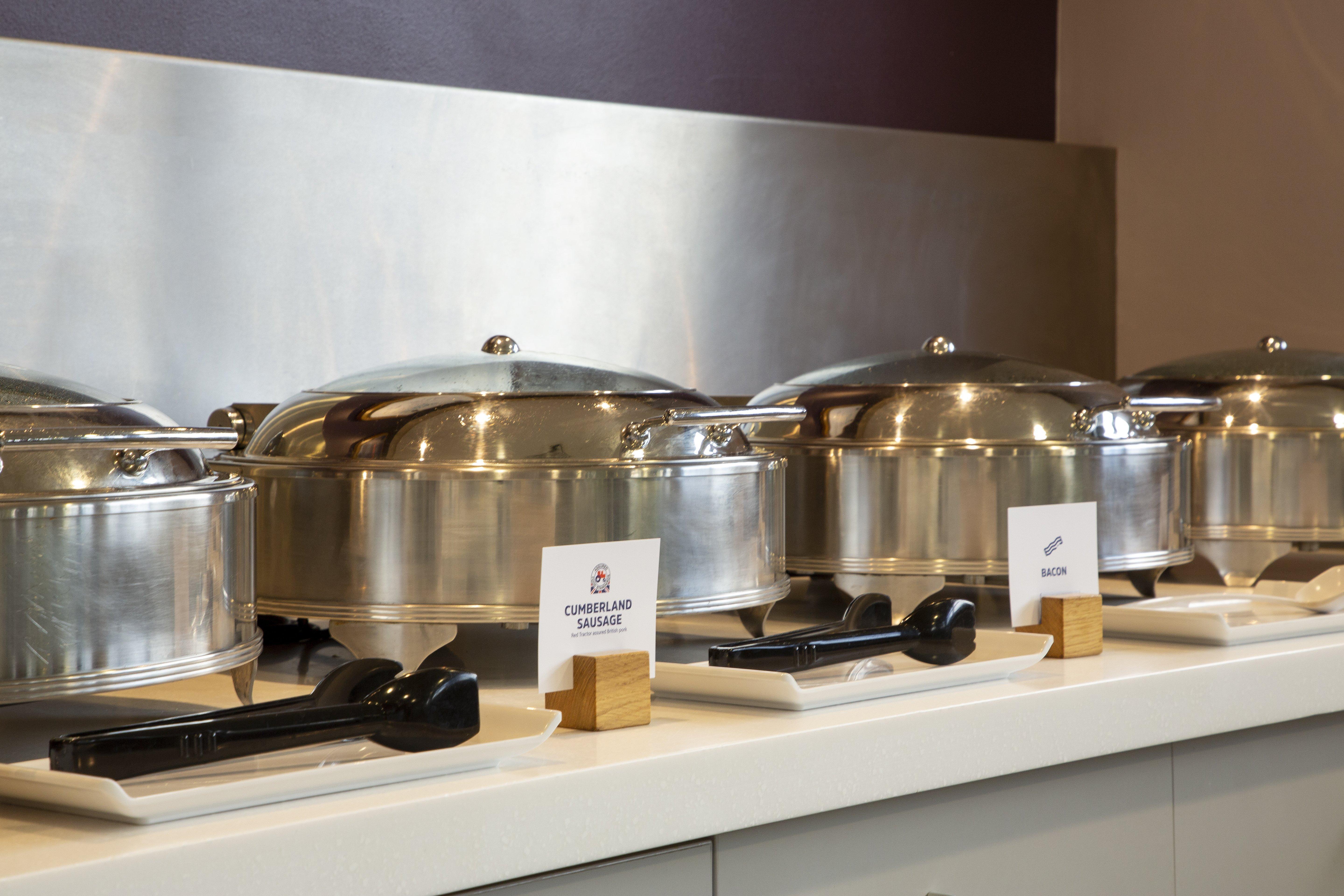 Holiday Inn Express Dunstable, An Ihg Hotel Экстерьер фото